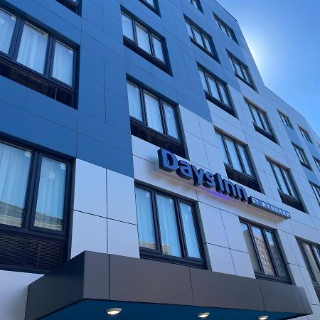 Days Inn By Wyndham Bronx Nyc New York Extérieur photo