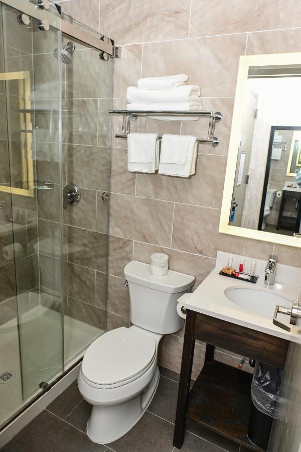Days Inn By Wyndham Bronx Nyc New York Extérieur photo