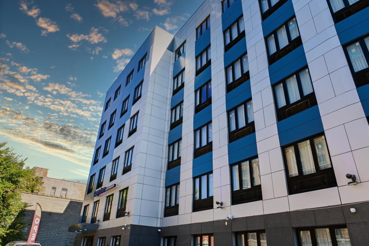 Days Inn By Wyndham Bronx Nyc New York Extérieur photo