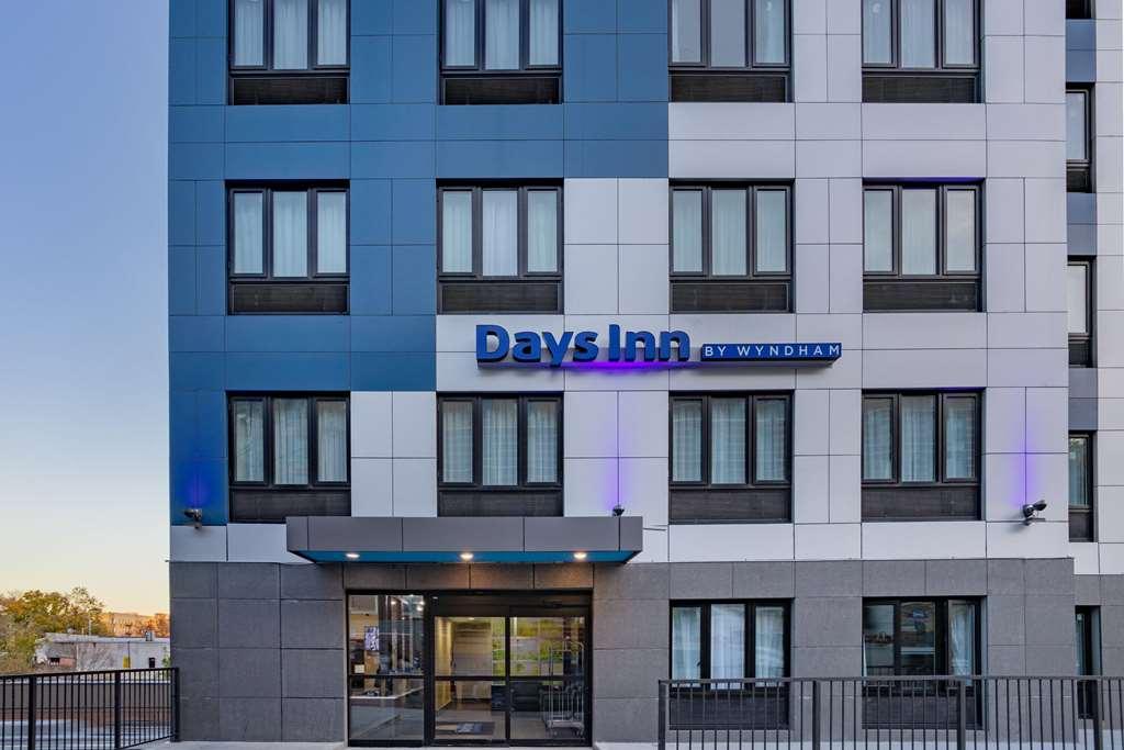 Days Inn By Wyndham Bronx Nyc New York Extérieur photo