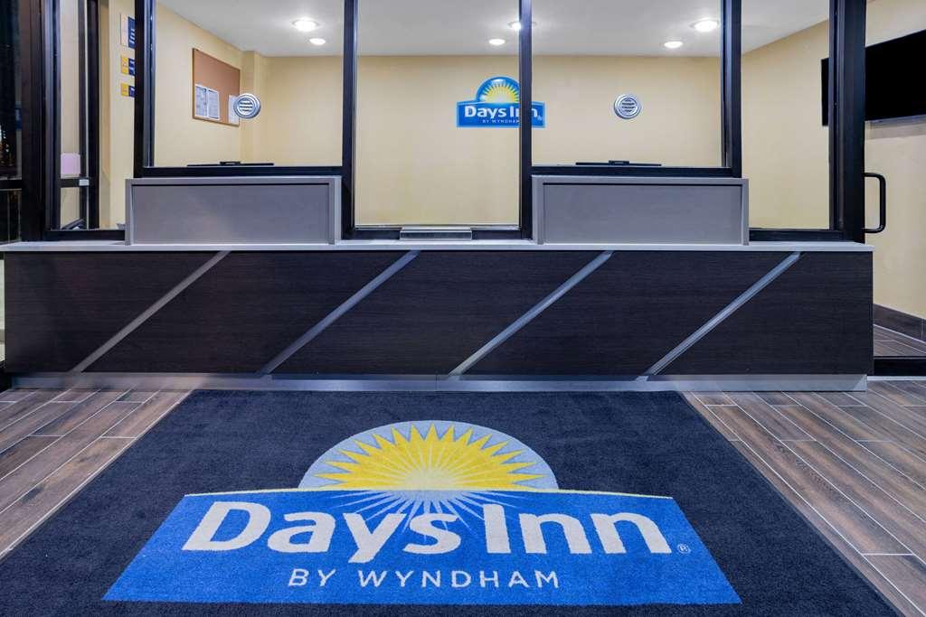 Days Inn By Wyndham Bronx Nyc New York Extérieur photo